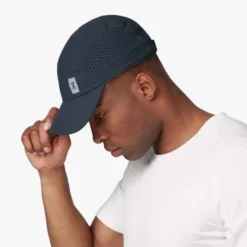 On Lightweight-Cap Navy